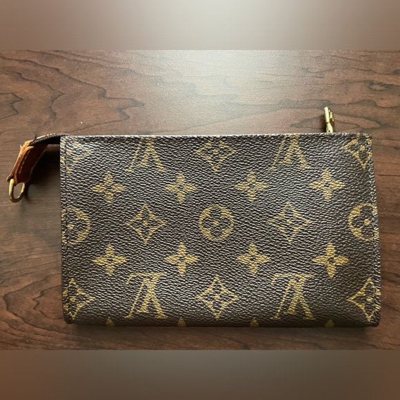 Louis Vuitton Pochette - Picture 2 of 10